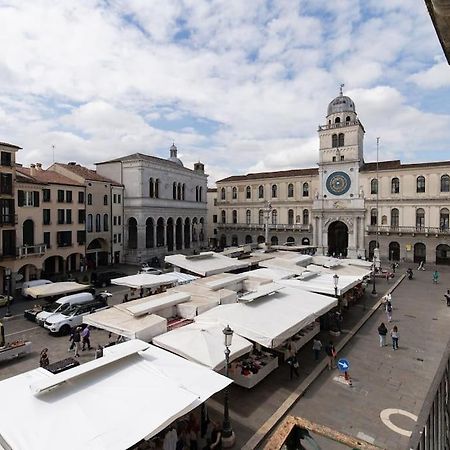 Enjoy Home - Appartamento Orologio, Piazza Dei Signori Padova Esterno foto