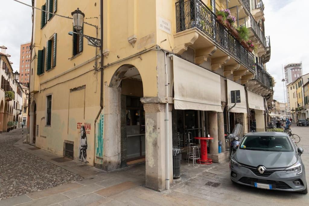 Enjoy Home - Appartamento Orologio, Piazza Dei Signori Padova Esterno foto