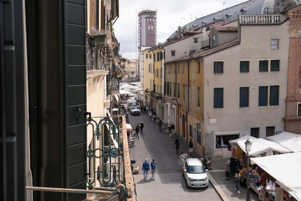 Enjoy Home - Appartamento Orologio, Piazza Dei Signori Padova Esterno foto